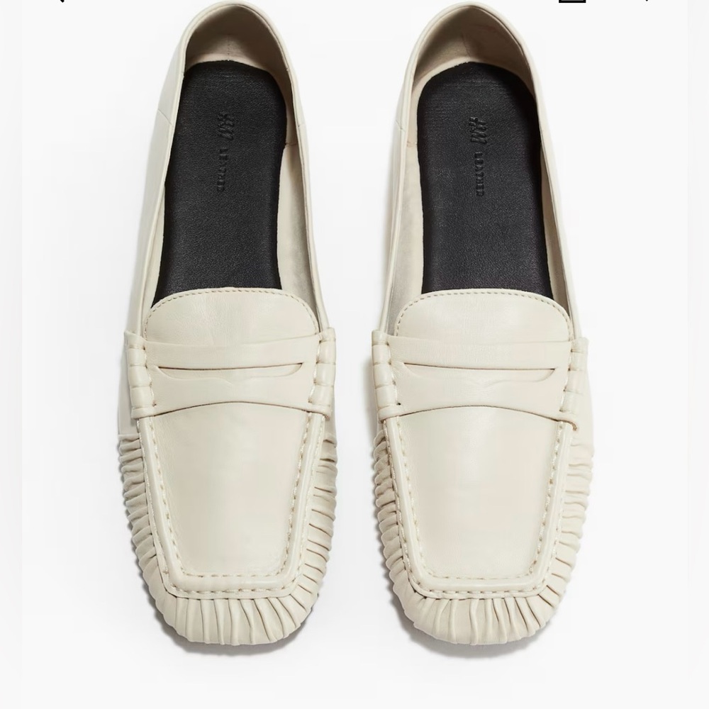 H&M Women’s Premium Selection Cream Leather Loafers. NWT. EU38/US7